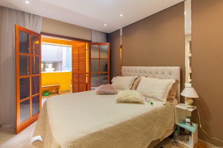 Casa à venda com 350m², 6 quartos e 8 vagasSuíte