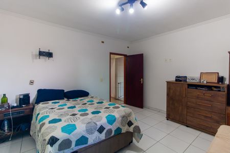 Casa à venda com 350m², 6 quartos e 8 vagasQuarto 6