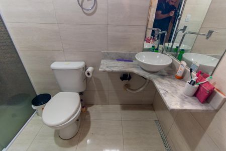 Casa à venda com 350m², 6 quartos e 8 vagasBanheiro 3