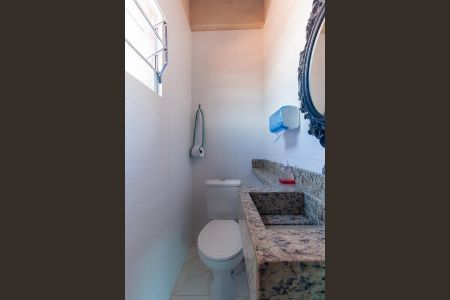 Casa à venda com 350m², 6 quartos e 8 vagasBanheiro 7