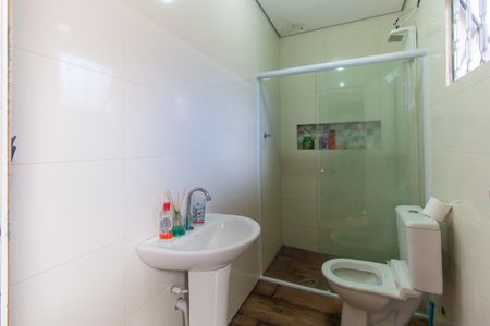 Casa à venda com 350m², 6 quartos e 8 vagasBanheiro 4