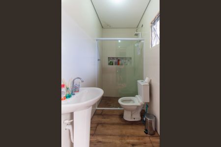 Casa à venda com 350m², 6 quartos e 8 vagasBanheiro 4