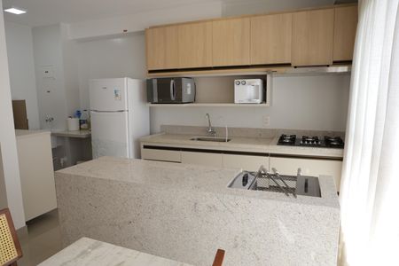 Apartamento para alugar com 78m², 3 quartos e 2 vagasCozinha