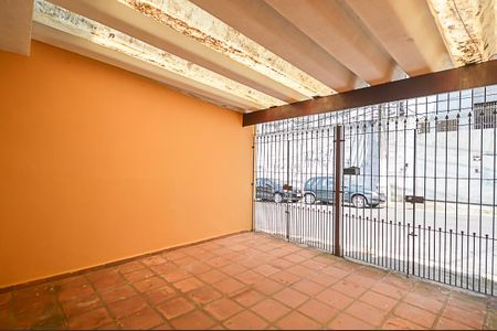 Casa para alugar com 125m², 2 quartos e 2 vagas Casa para alugar com 125m², 2 quartos e 2 vagasGaragem