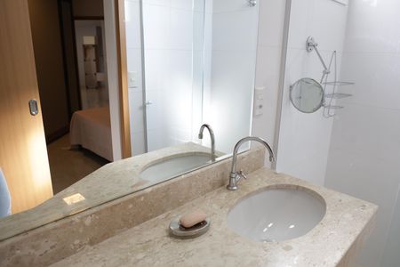 Apartamento para alugar com 90m², 3 quartos e 2 vagasBanheiro da Suíte 1