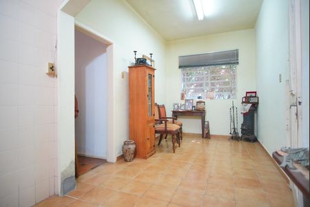 Casa à venda com 254m², 3 quartos e 10 vagasSala