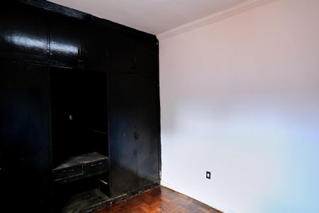 Casa à venda com 300m², 3 quartos e 2 vagasQuarto 2