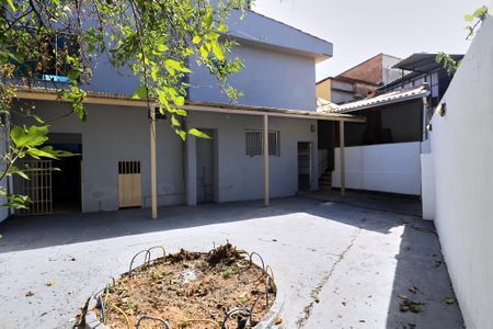 Casa à venda com 300m², 3 quartos e 2 vagasÁrea externa