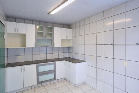 Casa à venda com 300m², 3 quartos e 2 vagasCozinha e Área de Serviço