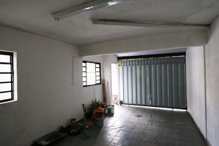 Casa à venda com 300m², 3 quartos e 2 vagasGaragem
