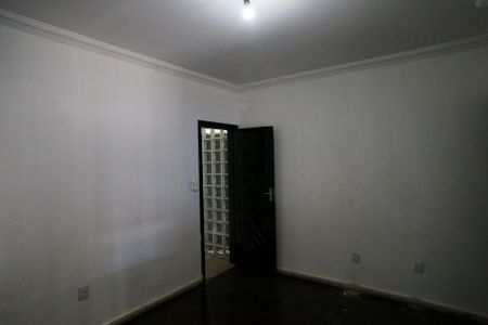 Casa à venda com 300m², 3 quartos e 2 vagasQuarto