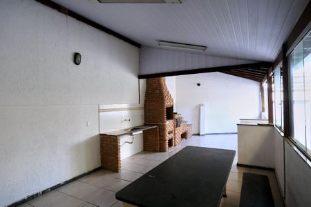 Casa à venda com 300m², 3 quartos e 2 vagasChurrasqueira