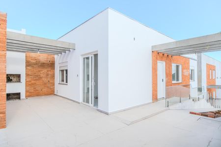 Casa de condomínio à venda com 63m², 2 quartos e 1 vagaFachada