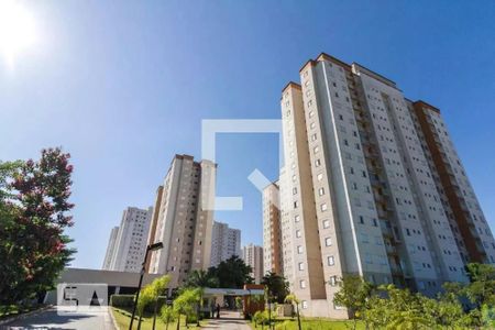 Apartamento para alugar com 54m², 2 quartos e 1 vaga Apartamento para alugar com 54m², 2 quartos e 1 vagaFachada