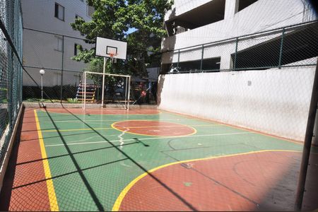 Apartamento à venda com 64m², 2 quartos e 1 vagaQuadra Esportiva