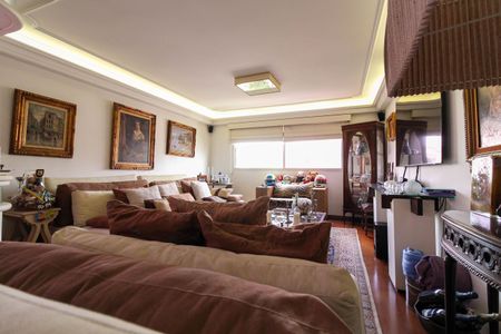 Apartamento para alugar com 210m², 5 quartos e 4 vagasSala