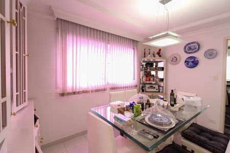 Apartamento para alugar com 210m², 5 quartos e 4 vagasCopa