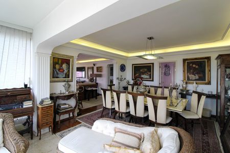 Apartamento para alugar com 210m², 5 quartos e 4 vagasSala de Jantar