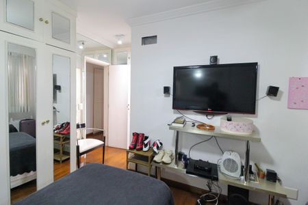 Apartamento para alugar com 210m², 5 quartos e 4 vagasSuíte 2