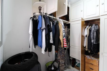 Apartamento para alugar com 210m², 5 quartos e 4 vagasQuarto de Serviço