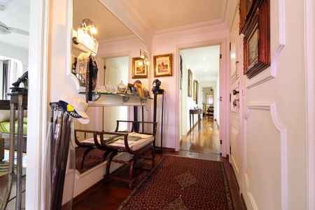 Apartamento para alugar com 210m², 5 quartos e 4 vagasHall de entrada