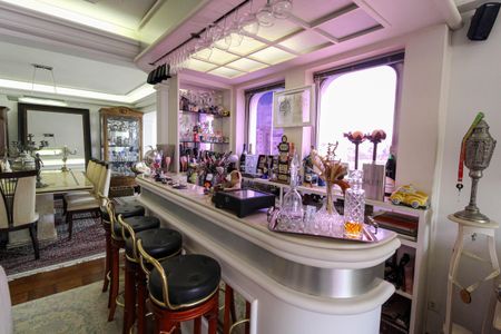 Apartamento para alugar com 210m², 5 quartos e 4 vagasSala