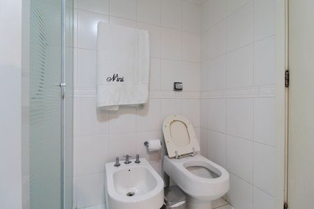 Apartamento para alugar com 210m², 5 quartos e 4 vagasBanheiro da Suíte 3