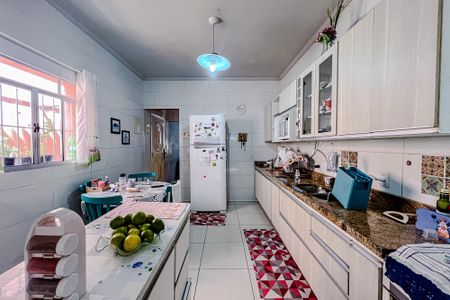 Casa para alugar com 170m², 3 quartos e 2 vagasCozinha