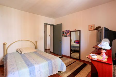 Casa à venda com 270m², 3 quartos e 1 vagaQuarto