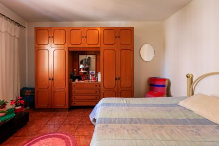 Casa à venda com 270m², 3 quartos e 1 vagaQuarto