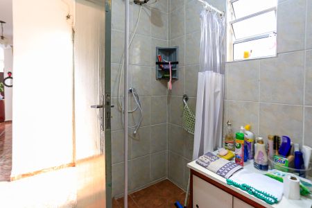 Casa à venda com 270m², 3 quartos e 1 vagaBanheiro 2