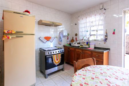 Casa à venda com 270m², 3 quartos e 1 vagacozinha