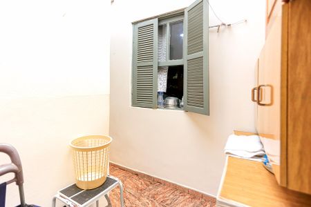 Casa à venda com 270m², 3 quartos e 1 vagaQuarto de Serviço