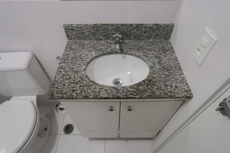 Apartamento para alugar com 43m², 2 quartos e sem vaga Apartamento para alugar com 43m², 2 quartos e sem vagaBanheiro