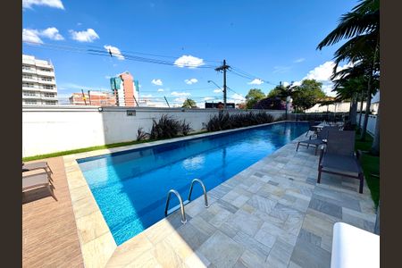 Apartamento à venda com 108m², 3 quartos e 2 vagas Apartamento à venda com 108m², 3 quartos e 2 vagasÁrea comum - Piscina