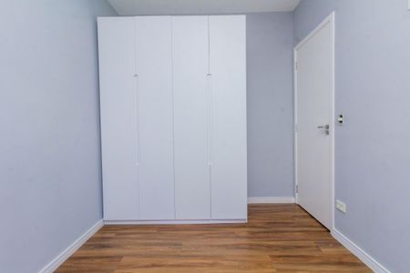 Apartamento à venda com 57m², 2 quartos e 2 vagasQuarto 2