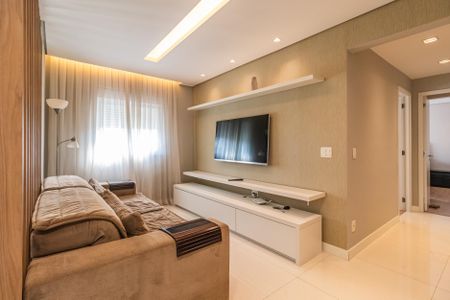 Apartamento à venda com 96m², 2 quartos e 3 vagasSala