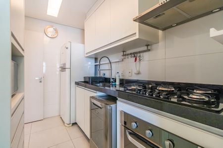 Apartamento à venda com 96m², 2 quartos e 3 vagasCozinha