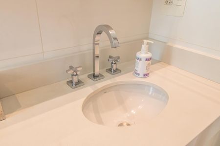 Apartamento à venda com 96m², 2 quartos e 3 vagasBanheiro