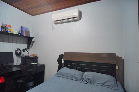 Casa à venda com 150m², 3 quartos e 2 vagas Casa à venda com 150m², 3 quartos e 2 vagasQuarto 3