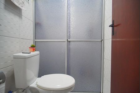 Casa à venda com 150m², 3 quartos e 2 vagas Casa à venda com 150m², 3 quartos e 2 vagasBanheiro