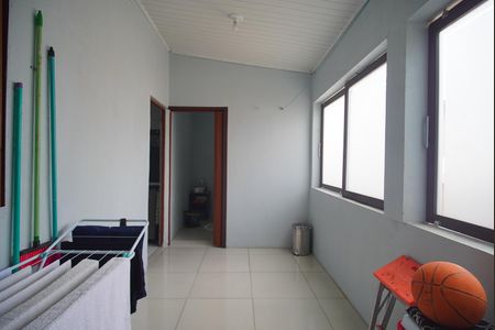 Casa à venda com 150m², 3 quartos e 2 vagas Casa à venda com 150m², 3 quartos e 2 vagasÁrea de Serviço