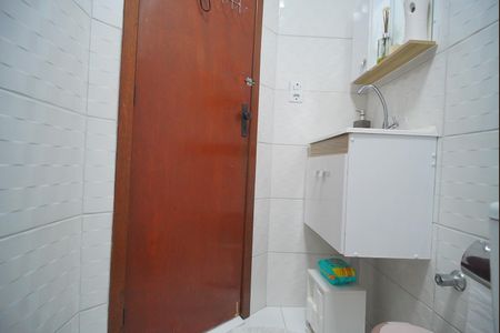 Casa à venda com 150m², 3 quartos e 2 vagas Casa à venda com 150m², 3 quartos e 2 vagasBanheiro