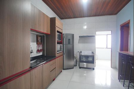 Casa à venda com 150m², 3 quartos e 2 vagas Casa à venda com 150m², 3 quartos e 2 vagasCozinha