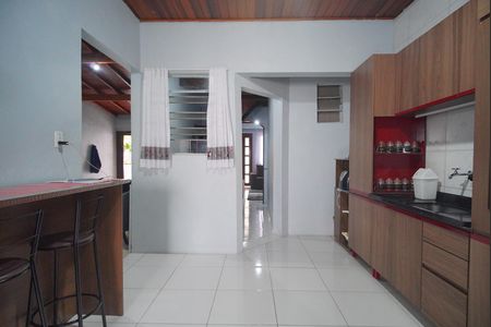 Casa à venda com 150m², 3 quartos e 2 vagas Casa à venda com 150m², 3 quartos e 2 vagasCozinha