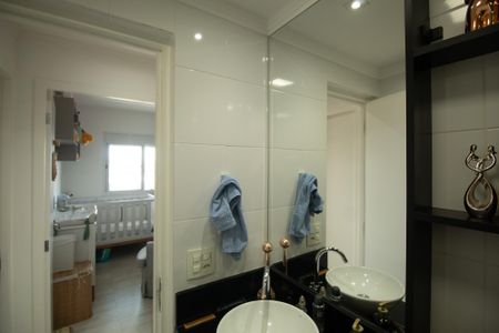 Apartamento à venda com 63m², 2 quartos e 1 vagaBanheiro 2