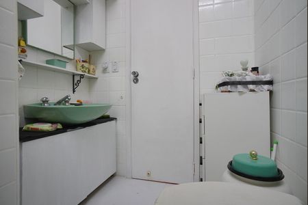 Apartamento à venda com 107m², 3 quartos e 1 vagaBanheiro Corredor