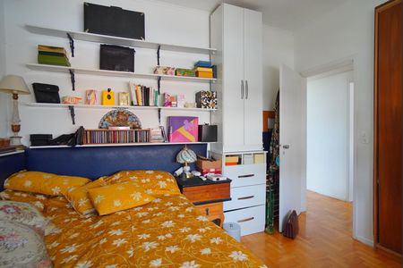 Apartamento à venda com 107m², 3 quartos e 1 vagaQuarto 2