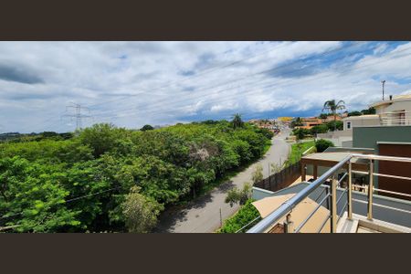 Casa de condomínio à venda com 275m², 3 quartos e 4 vagasVista