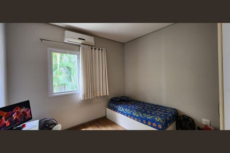 Casa de condomínio à venda com 275m², 3 quartos e 4 vagasQuarto